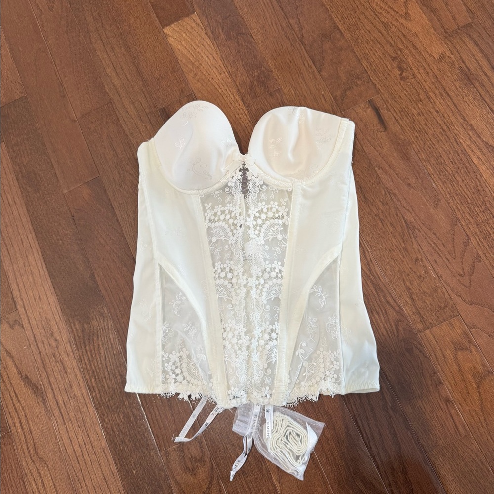 Elegant Ivory Lace Corset Top
